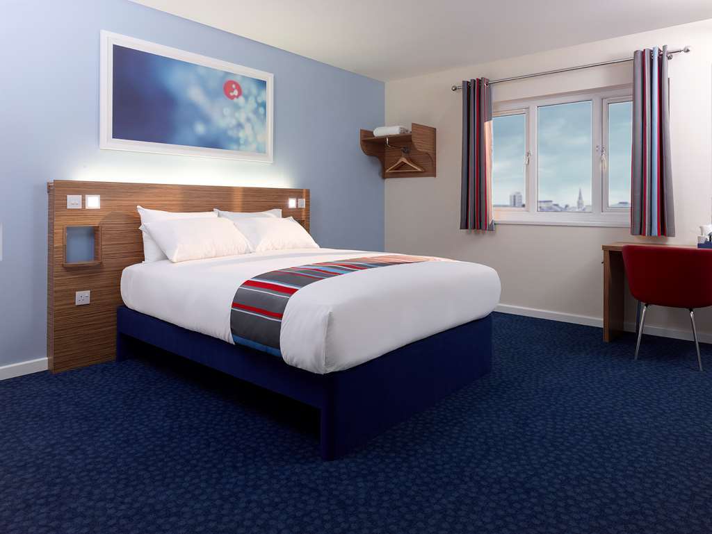 Travelodge Birmingham Dudley Стая снимка