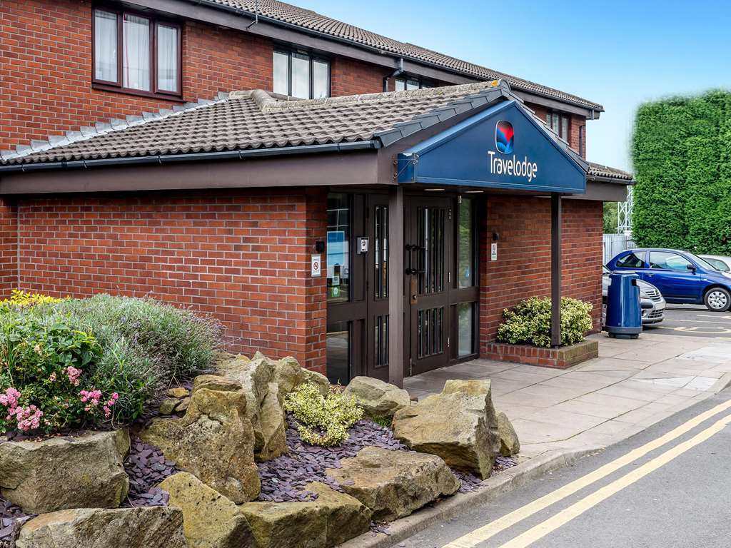 Travelodge Birmingham Dudley Екстериор снимка