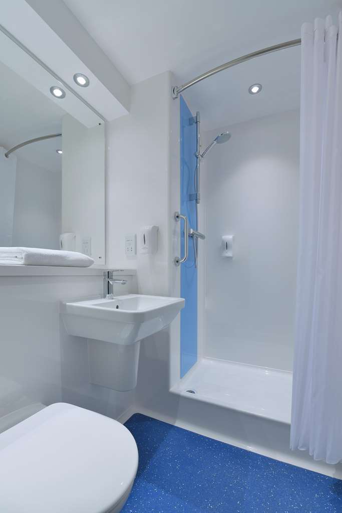 Travelodge Birmingham Dudley Стая снимка